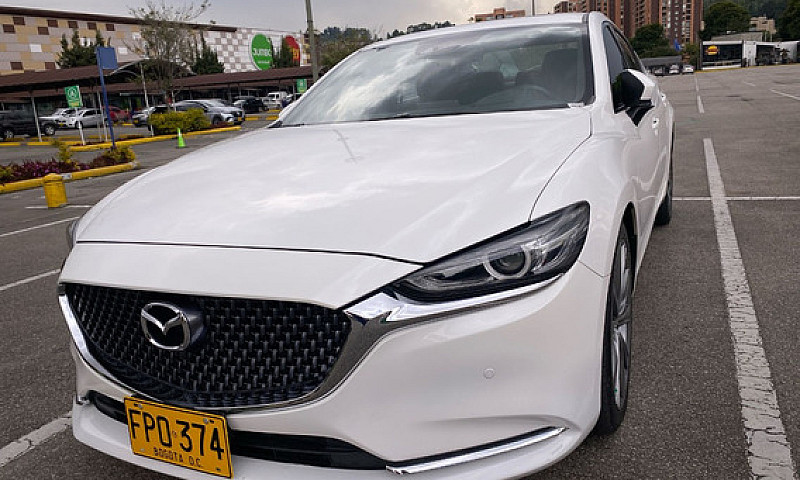 Mazda 6 2.5 Signatur...
