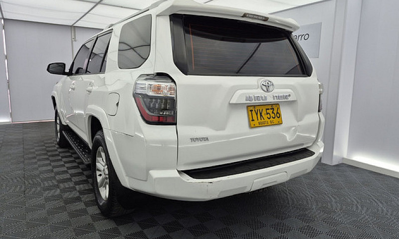 Toyota 4Runner 4.0 S...