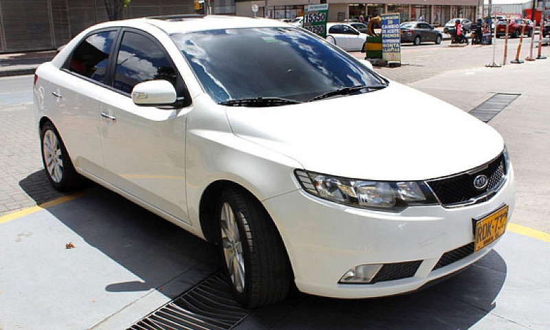 Kia Cerato Forte 2.0...