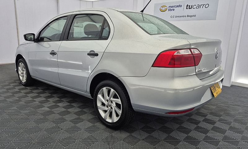 Volkswagen Voyage 1....