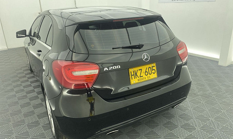 Mercedes-Benz Clase ...