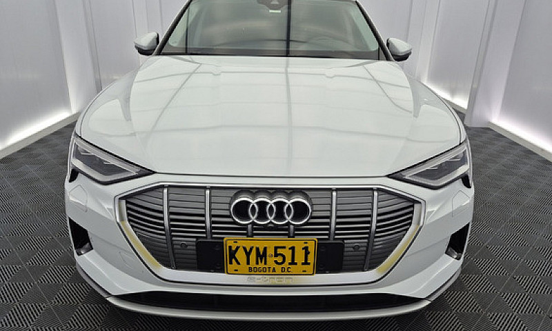 Audi E-Tron Sportbac...