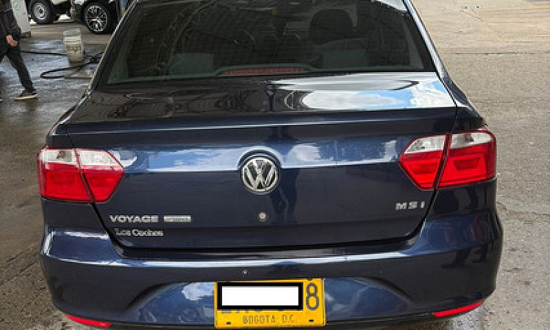 Volkswagen Voyage 1....
