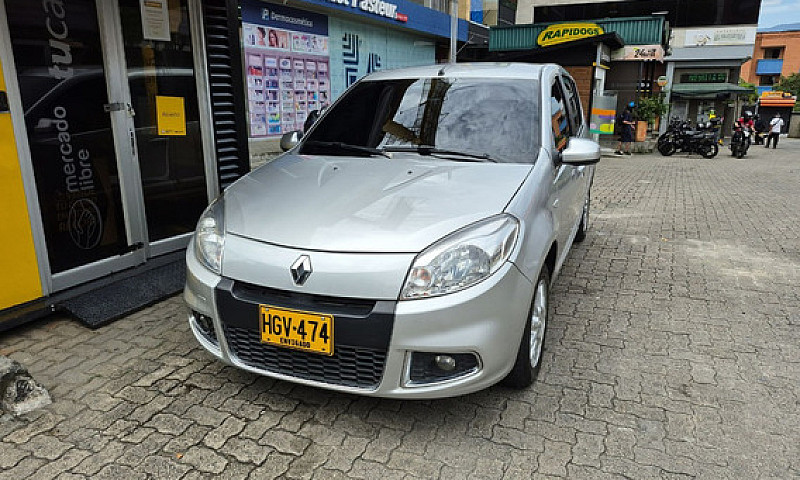Renault Sandero 1.6 ...