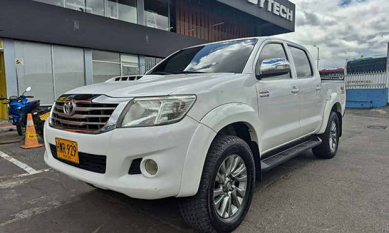 Toyota Hilux 3.0 At ...