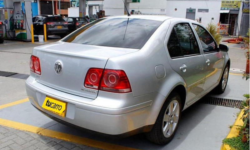 Volkswagen Jetta 2.0...
