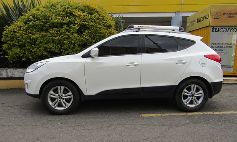 Hyundai Tucson Ix-35...