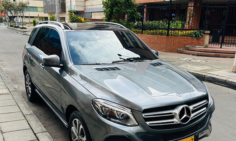 Mercedes-Benz Clase ...