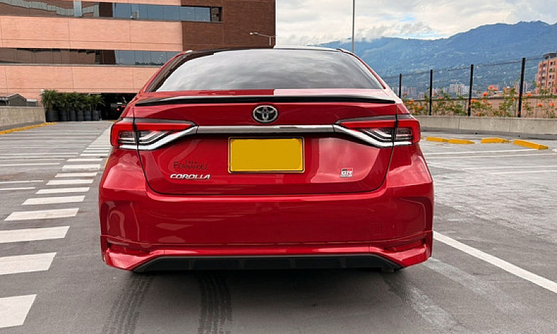 Toyota Corolla 2.0 R...
