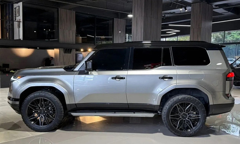 Lexus Gx 550...