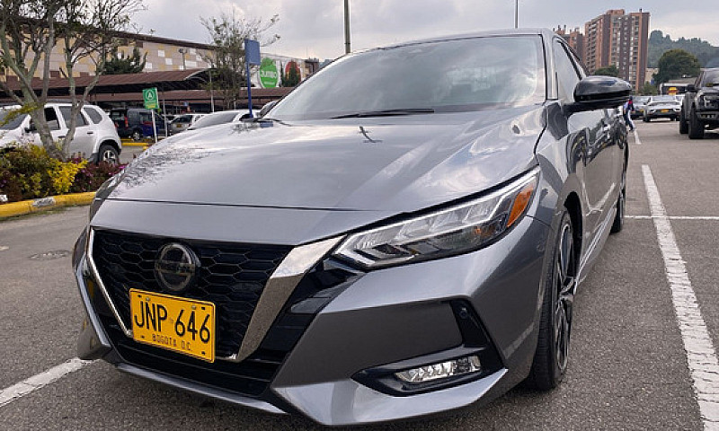 Nissan Sentra 2.0 At...