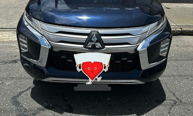 Mitsubishi Montero S...