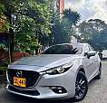 Mazda 3 Touring Hatchback - 2019 - 58 Mil Km - Perfectas Condiciones