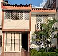 Alquilo Casa Urbanizacion Versalles