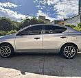 Nissan Versa Advance - Full Equipo