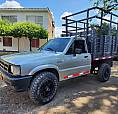 Vendo Hermosa Mazda B2200 Estacas.