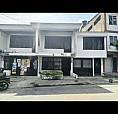Se Vende Casa De 2 Plantas En Sector Central