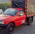 Vendo Camioneta Mazda B2000 Estacas Pública
