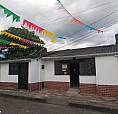 Casa En Venta Esquinera Barrio Santa Helena 3 Apartamentos