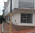 Venta Casa Renta Esquinera 2 Pisos Independientes.