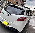 Mazda 2 Full Equiipo