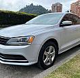 Vendo Volkswagen Jetta 2018