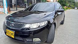 Vendo Kia Cerato Forte