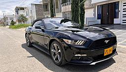 Vendo Ford Mustang Impecable Convertible