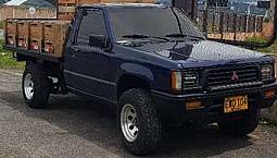 Vendo Mitsubishi L200