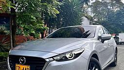 Mazda 3 Touring Hatchback - 2019 - 58 Mil Km - Perfectas Condiciones