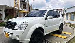 Camioneta Ssangyong
