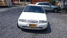 Vendo Automóvil Ford Fiesta Hatchback Modelo 98 1300