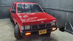 Nissan D21