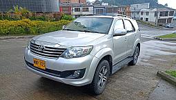 Toyota Fortuner 2.7 Cc 7 Puestos