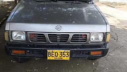 Nissan D21 Estacas 1994