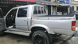 Toyota Hillux 22R Doble Cabina 4X4