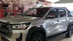 Expectacular Toyota Hilux 2022.