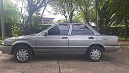 Nissan Sentra B13 Automático,  Aire Acondicionado.