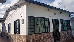 !!Hermosa Casa Esquinera.