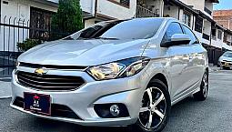 Chevrolet Onix Ltz Automático 2018 Spark Gt Duster Logan Twingo Nmax Mazda 3 Mazda 2 Kia Picanto Cx3 Cx30 Eon Nissan I10
