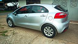 Vendo Kia Rio Spice 2014