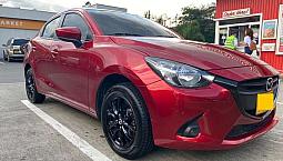 Mazda 2 Sedan Touring 2020