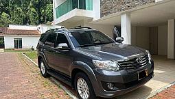 Toyota Fortuner Sr5 2016