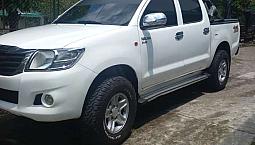 Vendo Hermosa Toyota Hilux Dísell Modelo 2014