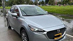 Mazda 2 Touring - Modelo 2023