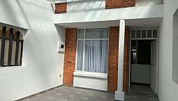 Venta Casa Recien Remodelada 3 Habitaciones 2 Baños