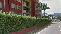 Vendo Amplio Apartamento Con Parqueadero Cubierto