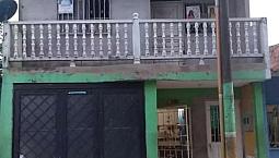 Vendo O Permuto Casa De 2 Pisos Negociable