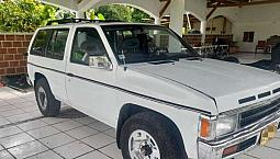 Camioneta Nissan Pathfinder Modelo: 1993