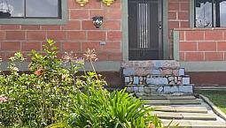 Arriendo Casa Campestre. En La Loma Del Chocho. Envigado.